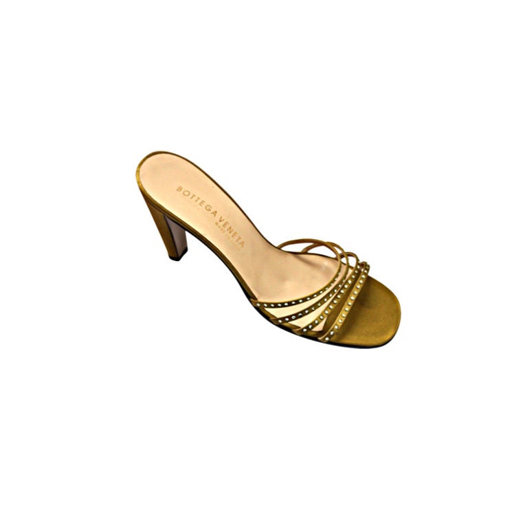 unworn 80's BOTTEGA VENETA chartreuse heels with rhinestones 10