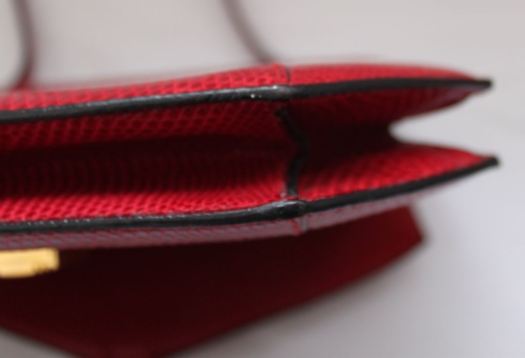 HERMES red lizard bag with gild lock hardware 2