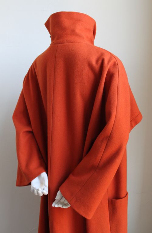 Women's YOHJI YAMAMOTO cutaway wool coat