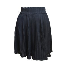 AZZEDINE ALAIA pleated black skirt