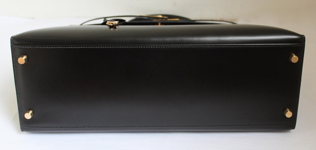 HERMES KELLY 35 cm black box leather rigid bag / gold hardware 2
