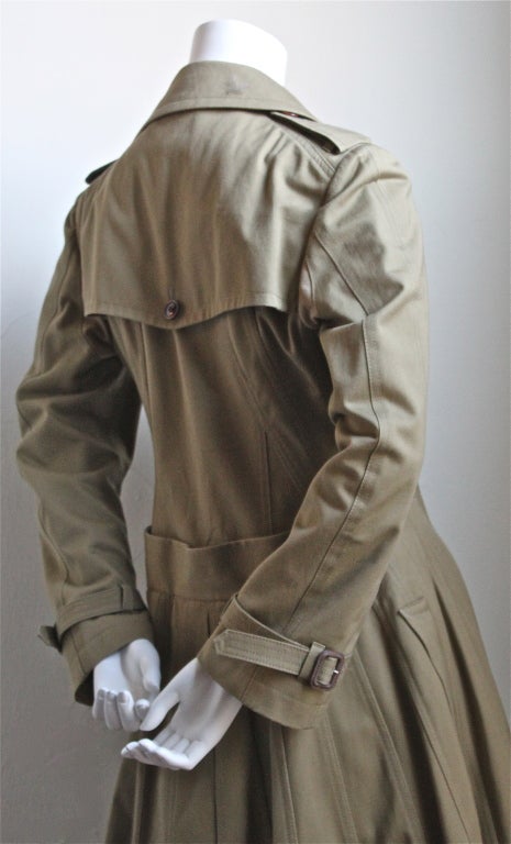 JUNYA WATANABE Victorian heavily seamed full trench coat - 2010 In Excellent Condition In San Fransisco, CA