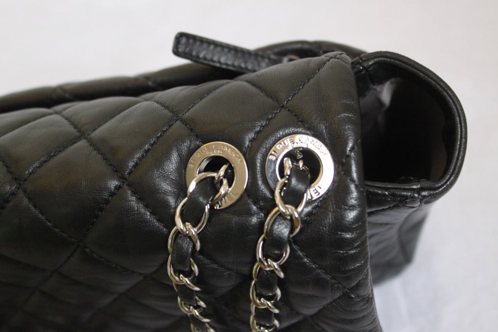 chanel uni classic bag with flap