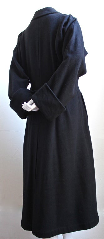 1994 COMME DES GARCONS dramatic black felted wool coat with dolman sleeve In Excellent Condition In San Fransisco, CA