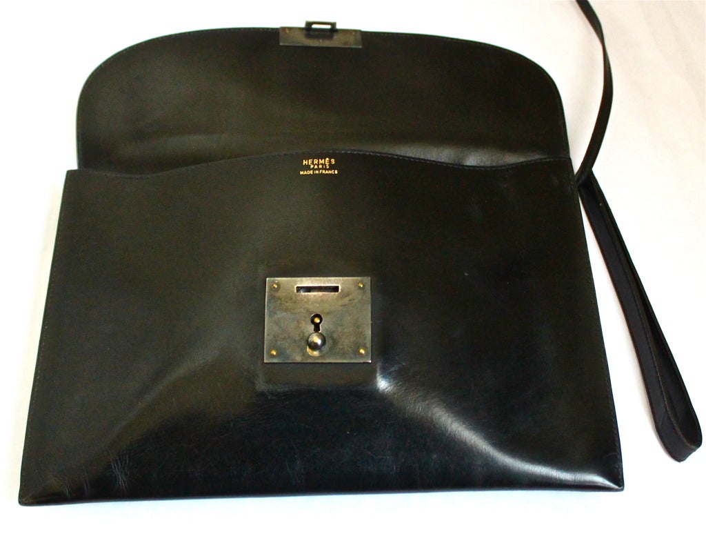 vintage HERMES black box leather pouchette clutch In Good Condition In San Fransisco, CA