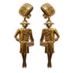 CHANEL gilt 'Coco' earrings