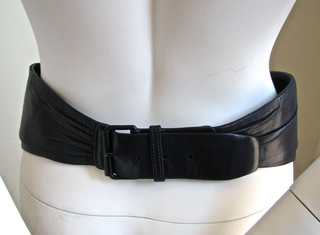 CHLOE black leather corset belt