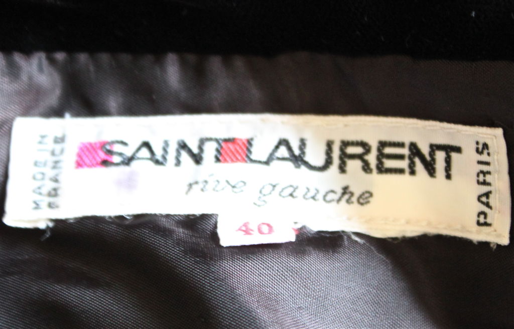 *SALE* YVES SAINT LAURENT black velvet and silk draped gown WAS $550 NOW $195 In Excellent Condition In San Fransisco, CA