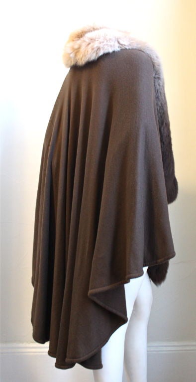 Very rare brown cashmere wool cape with plush ombre dyed fox collar from Halston. Ca. 1975. Fits any size. Excellent condition.