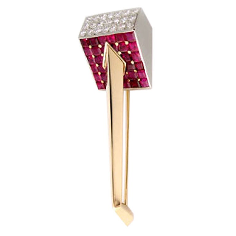 Trabert 
Hoeffer /mauboussin Brooch