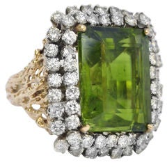 Majestic Peridot 
Diamond Ring