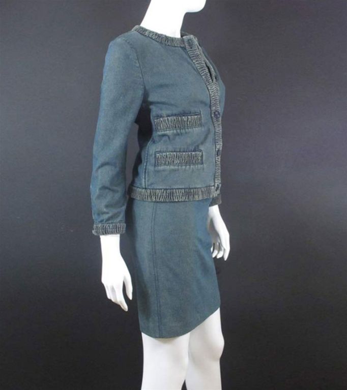 CHANEL Prewashed Blue Denim Skirt Suit  & Bustier Size 36 For Sale 2