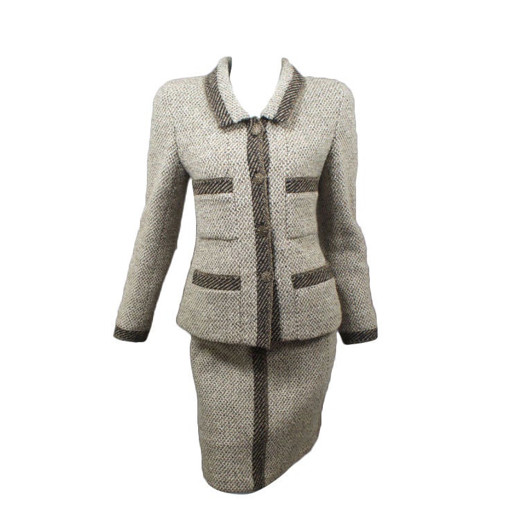 CHANEL Cream and Camel Tweed Boucle Wool Skirt Suit Size 36 at