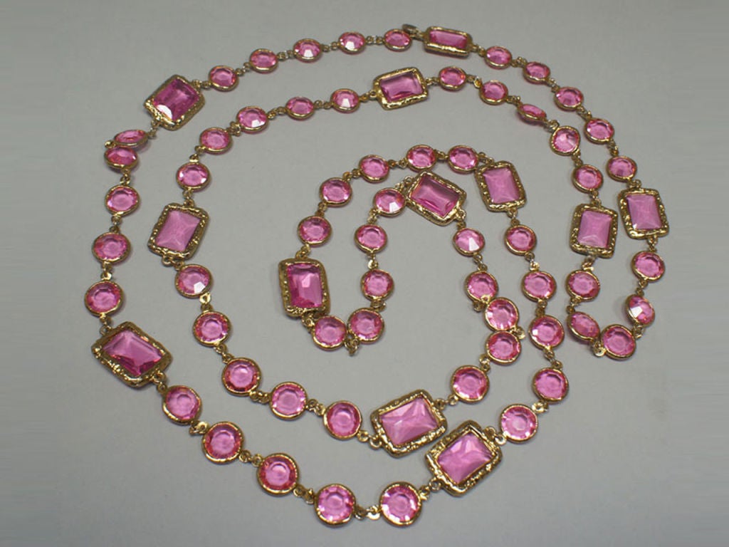 CHANEL 1981 Vintage Pink Crystal Chicklet Sautoir Necklace 3