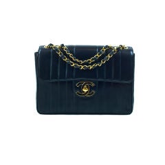 CHANEL Retro Black Lambskin Jumbo Vertical Stripe Quilted Flap