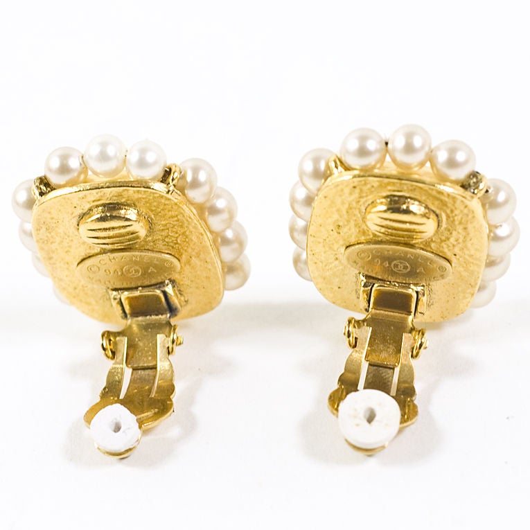 CHANEL 94A Sapphire Gripoix & Faux Pearl Gold-Tone CC Earrings 1