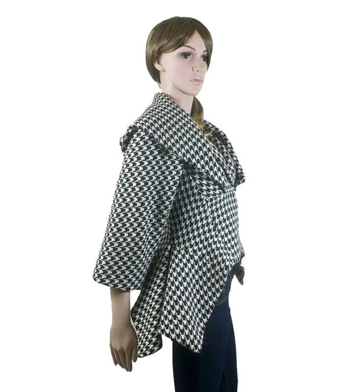 Women's Alexander McQueen Black And White Hounds-tooth Tapered Jacket