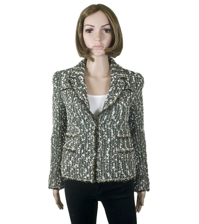 CHANEL 04A Black and White Fantasy Tweed Jacket FR 40 US 8