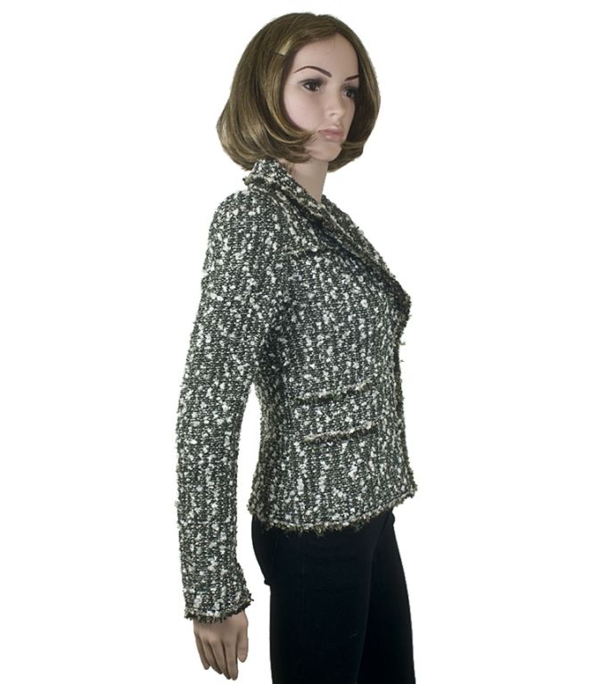 Women's CHANEL 04A Black and White Fantasy Tweed Jacket FR 40 US 8 For Sale