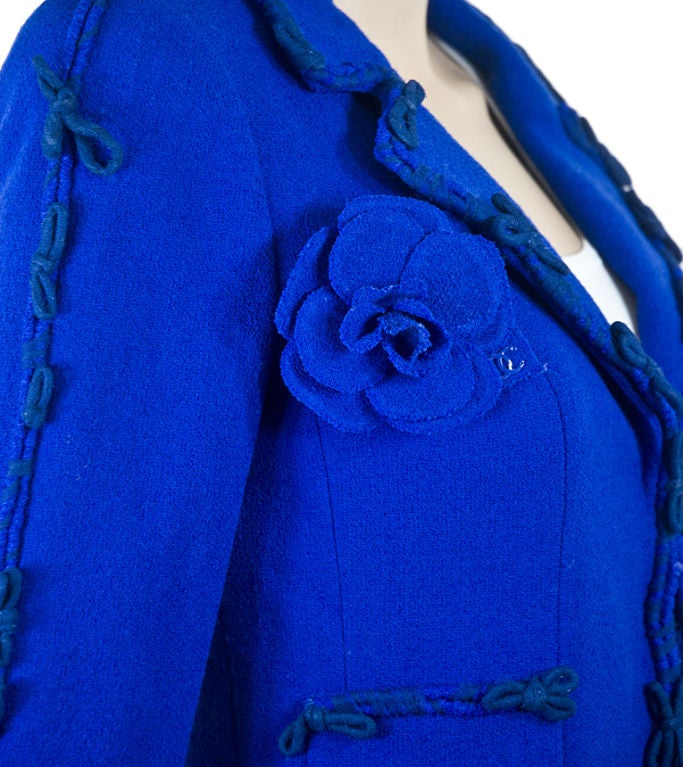 CHANEL 07A Blue Jacket with Bow Detailing FR 34 US 2 For Sale 1