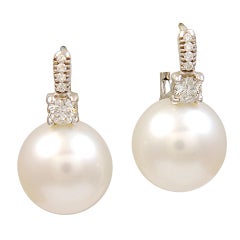 Stunning Pearl and Diamond Earrings Set in White Gold