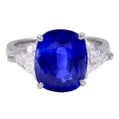 Gorgeous Cushion Cut Blue Sapphire  8.04cts Ring