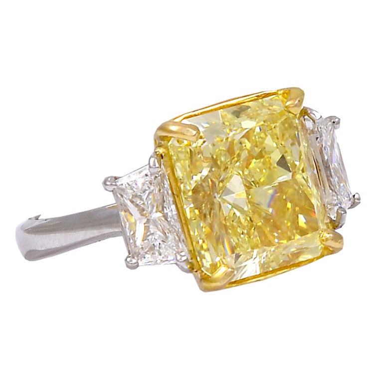 Natural Fancy Yellow Radiant Diamond Ring
