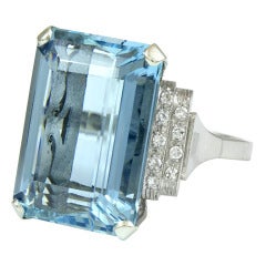 Anello con diamante all'acquamarina