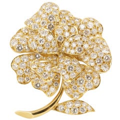 Van Cleef & Arpels Mid-20th Century Diamond Gold Flower Brooch