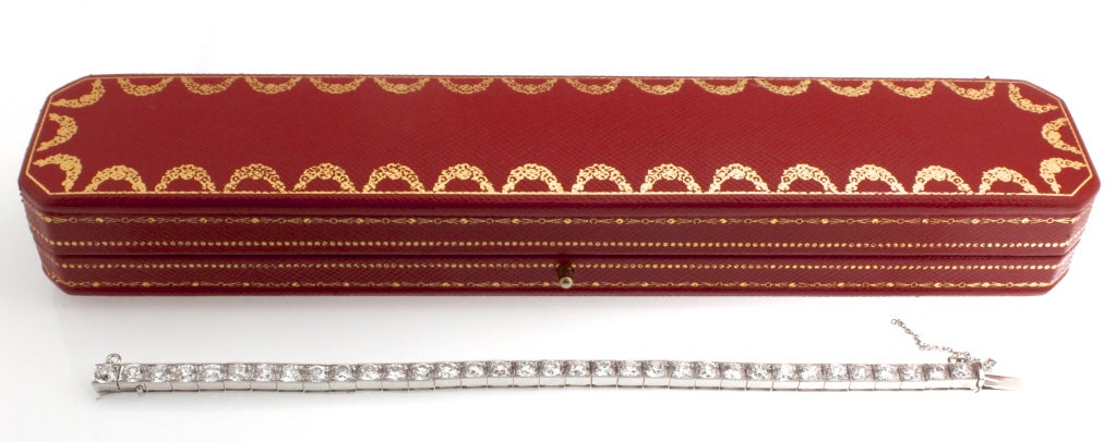 CARTIER Exquisite 15 Carat Diamond Line Bracelet