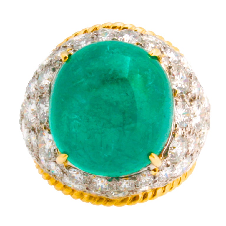 VAN CLEEF & ARPELS Emerald Cabochon and Diamond Ring For Sale