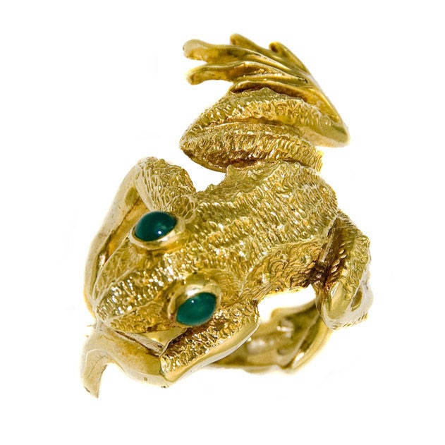 Whimsical, detailed Frog Ring in 18K Yellow gold with Chrysophase Eyes. Finger size = 8