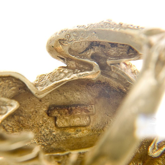 1960s Whimsical 18K Yellow Gold Frog ring 2
