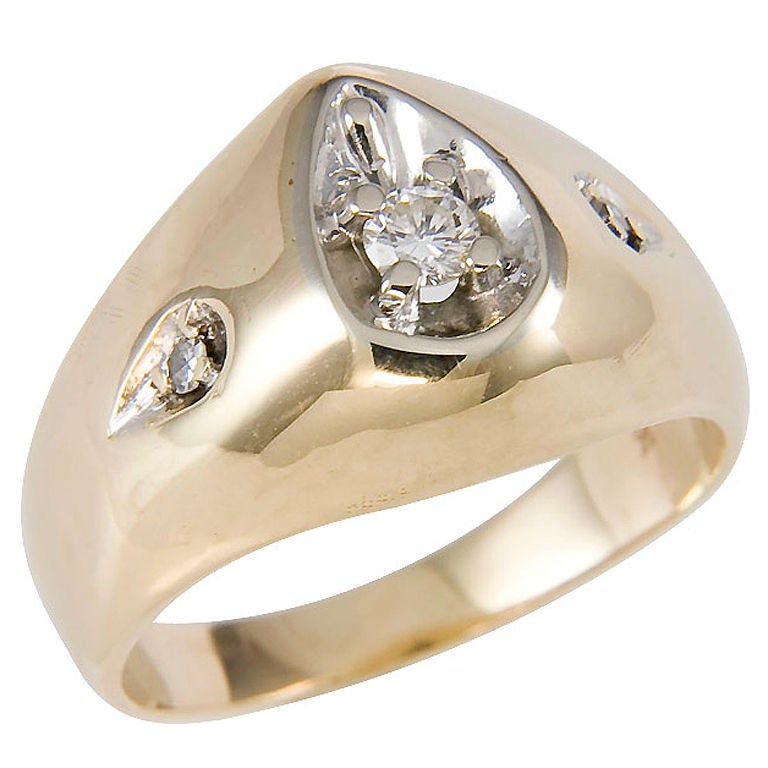 ELVIS PRESLEY worn Diamond Pinky Ring