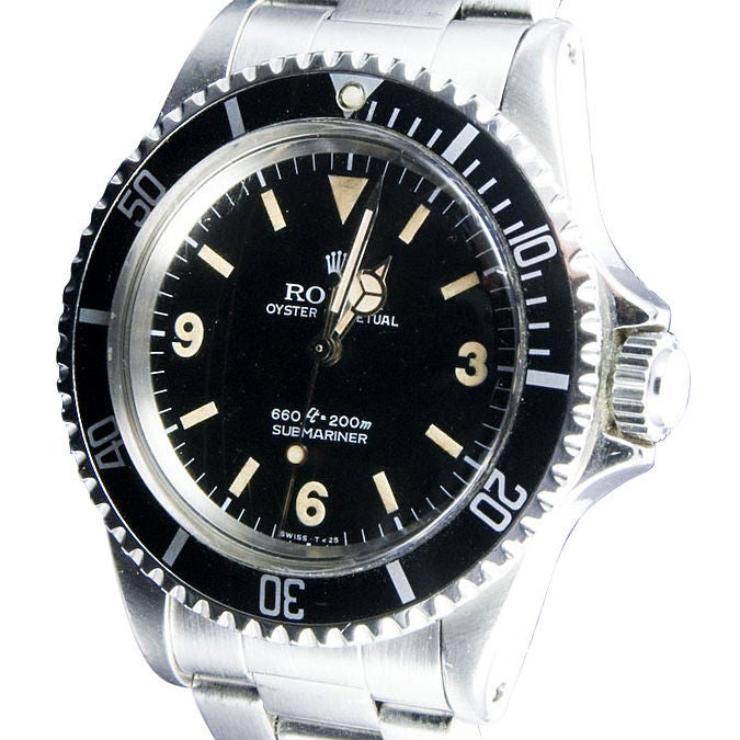 Rolex Submariner, Ref. 5513 serial Number = 1966, Original and Near Mint Dial and Bezel, Oyster Flip Lock Bracelet.