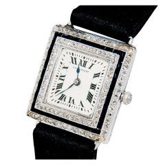 DREICER & CO Montre-bracelet de dame en platine:: diamant et onyx:: circa 1920s