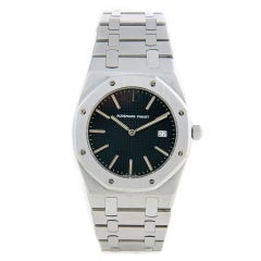 Retro AUDEMARS PIGUET Stainless Steel Royal Oak Midsize Wristwatch