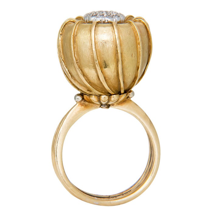 Women's Yellow Gold & Diamond Flower Bulb Ring