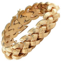 Stylish "Woven" Gold Bracelet