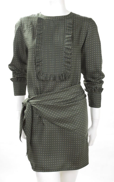 90's Chloe Dress or Tunic with scarf.
Size 42 EU - 8 US

Measurements:
Length 32