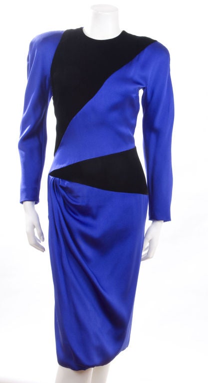 Jacqueline de Ribes Royal Blue Silk and Black Velvet Dress In Good Condition In Hamburg, Deutschland