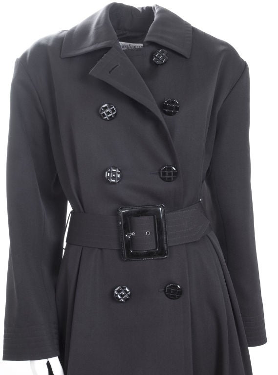 Vintage 80's Yves Saint Laurent Coat In Black For Sale 1