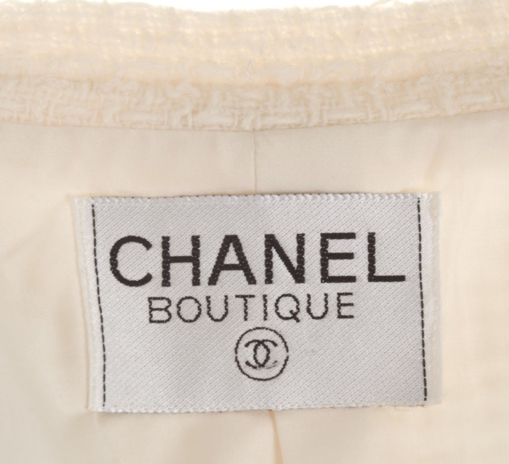 1986 Ivory Chanel Boutique Suit 7