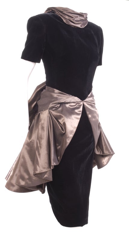 Vintage 80's Jacqueline de Ribes  Black Velvet Cocktail Dress with Bronze Silk  For Sale 1