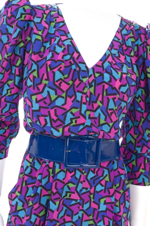 90's Yves Saint Laurent Silk Dress and Belt In Excellent Condition For Sale In Hamburg, Deutschland