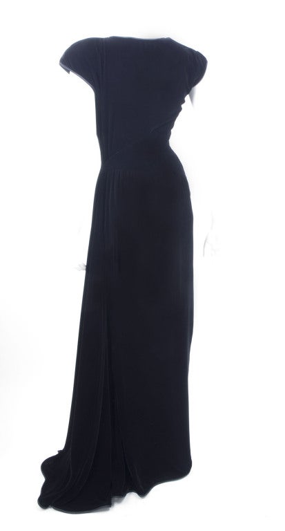 80's VALENTINO Velvet Evening Dress with Side Train For Sale 2