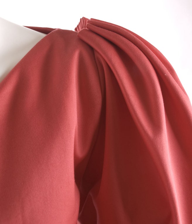 Vintage 80's Yves Saint Laurent Red Cotton Dress with Belt In Excellent Condition For Sale In Hamburg, Deutschland