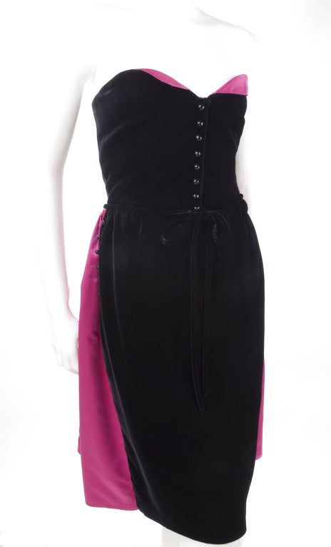 Vintage Valentino Boutique Black Velvet & Pink Satin Cocktail Dress For Sale 3