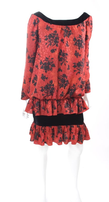 80's Yves Saint Laurent Silk Jacquard Balloon Dress In Excellent Condition For Sale In Hamburg, Deutschland