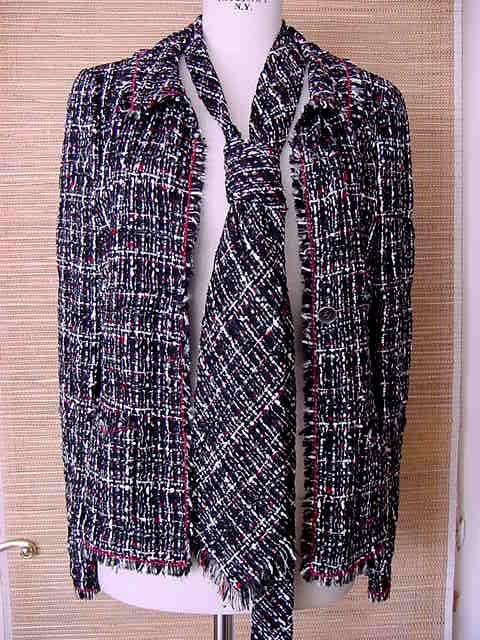 Women's CHANEL 05P Runway Fantasy Tweed w/ Tie Jacket